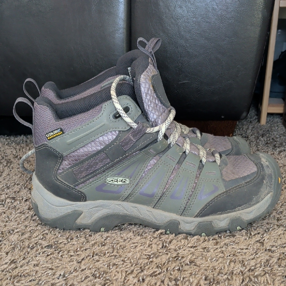 Keen Multi-Tone Hiking Boots